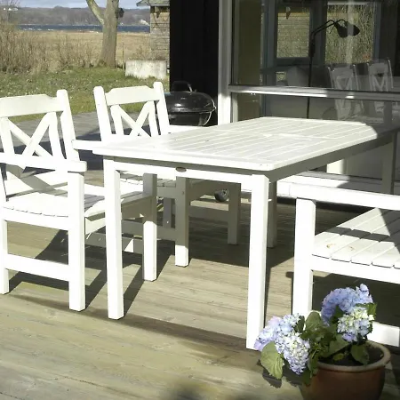 Three-bedroom Holiday In 1 Σπίτι διακοπών Asperup